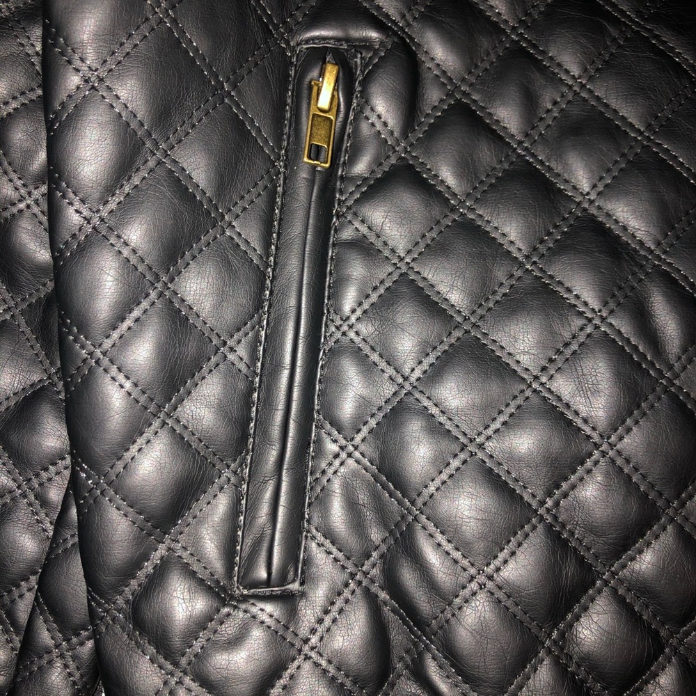 Leather jacket - Picture 2 of 4